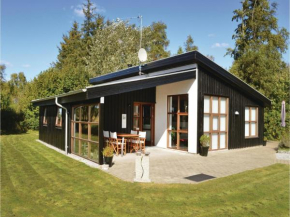 Three-Bedroom Holiday Home in Hadsund